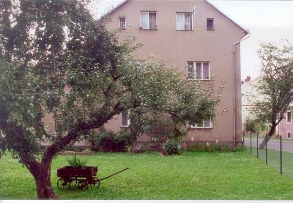 Ubytovani V Mladych Bukach Mlade Buky Exterior photo